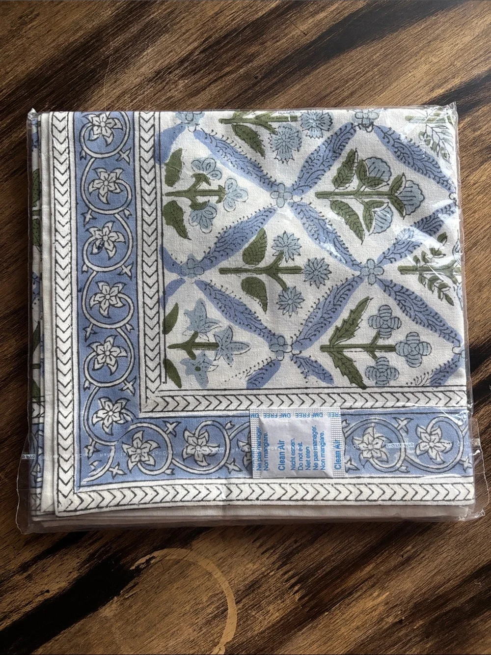 ❤️… Ridhi Block Print Blue and Green Floral Cotton Table Runner - Home Dining